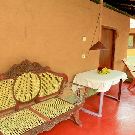 Natural Cabanas Kanattegoda Exterior photo