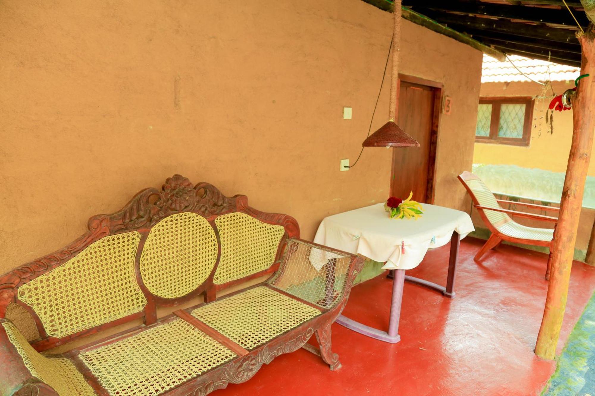 Natural Cabanas Kanattegoda Exterior photo